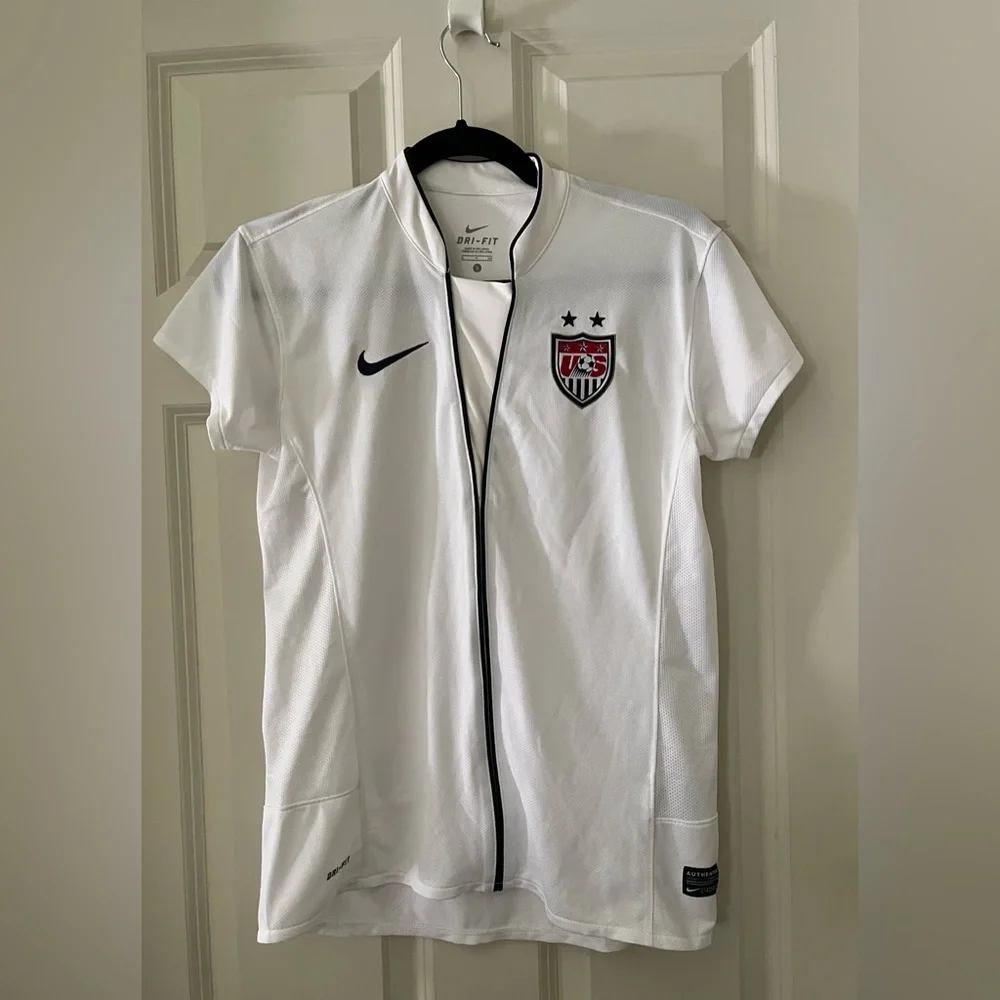 Women’s Nike Dri-Fit Authentic USA Soccer Home Jersey Team 2011 Small